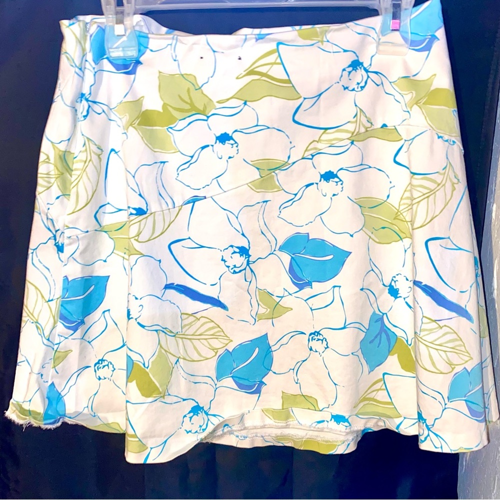 George Stretch White Floral Mini Skirt Size 10